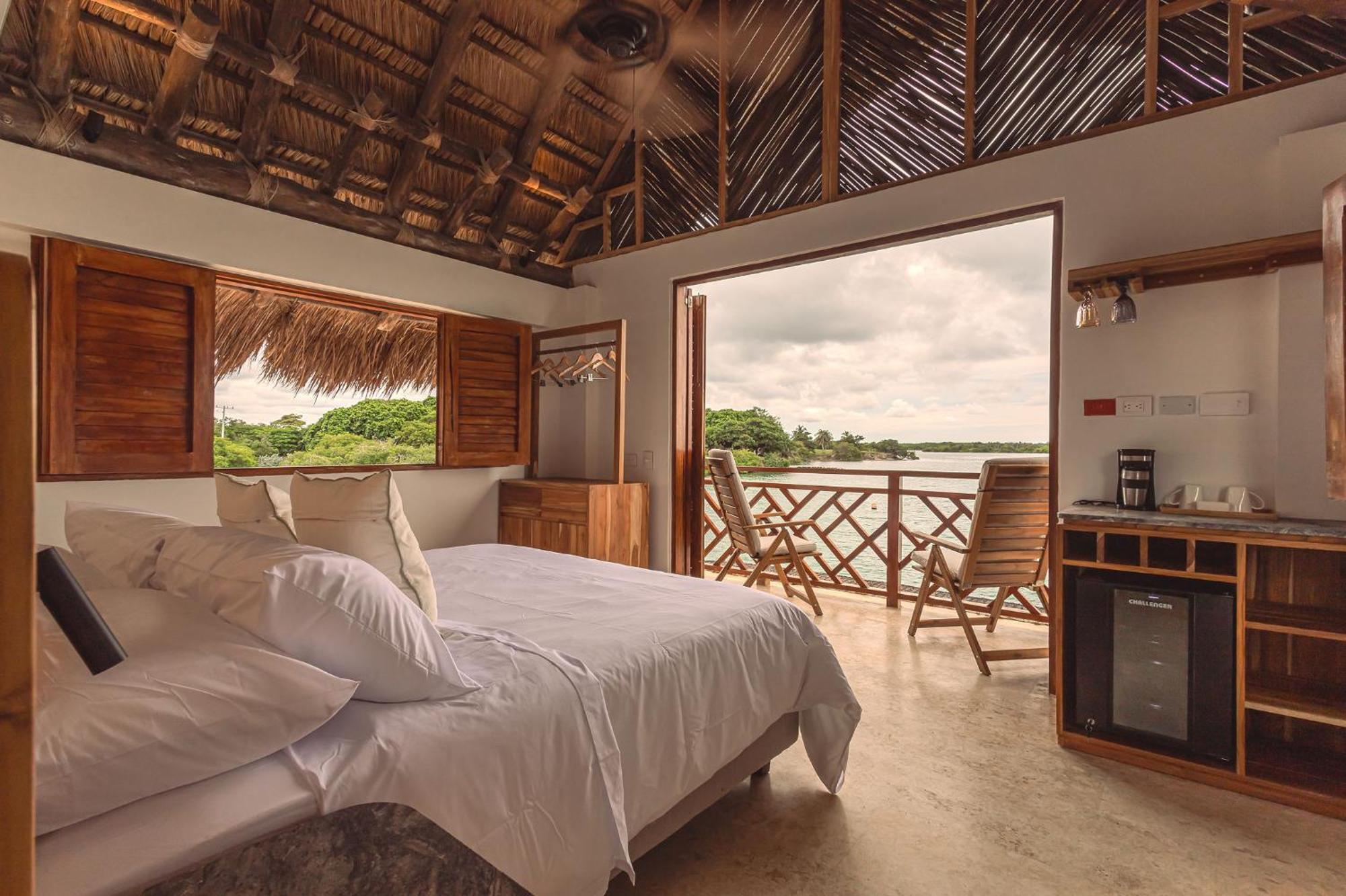 Islawa Soy Local - Isla Privada Hotel Baru Bagian luar foto