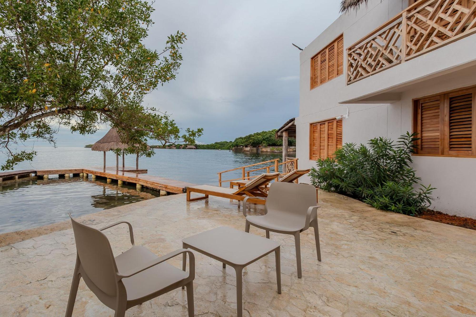 Islawa Soy Local - Isla Privada Hotel Baru Bagian luar foto