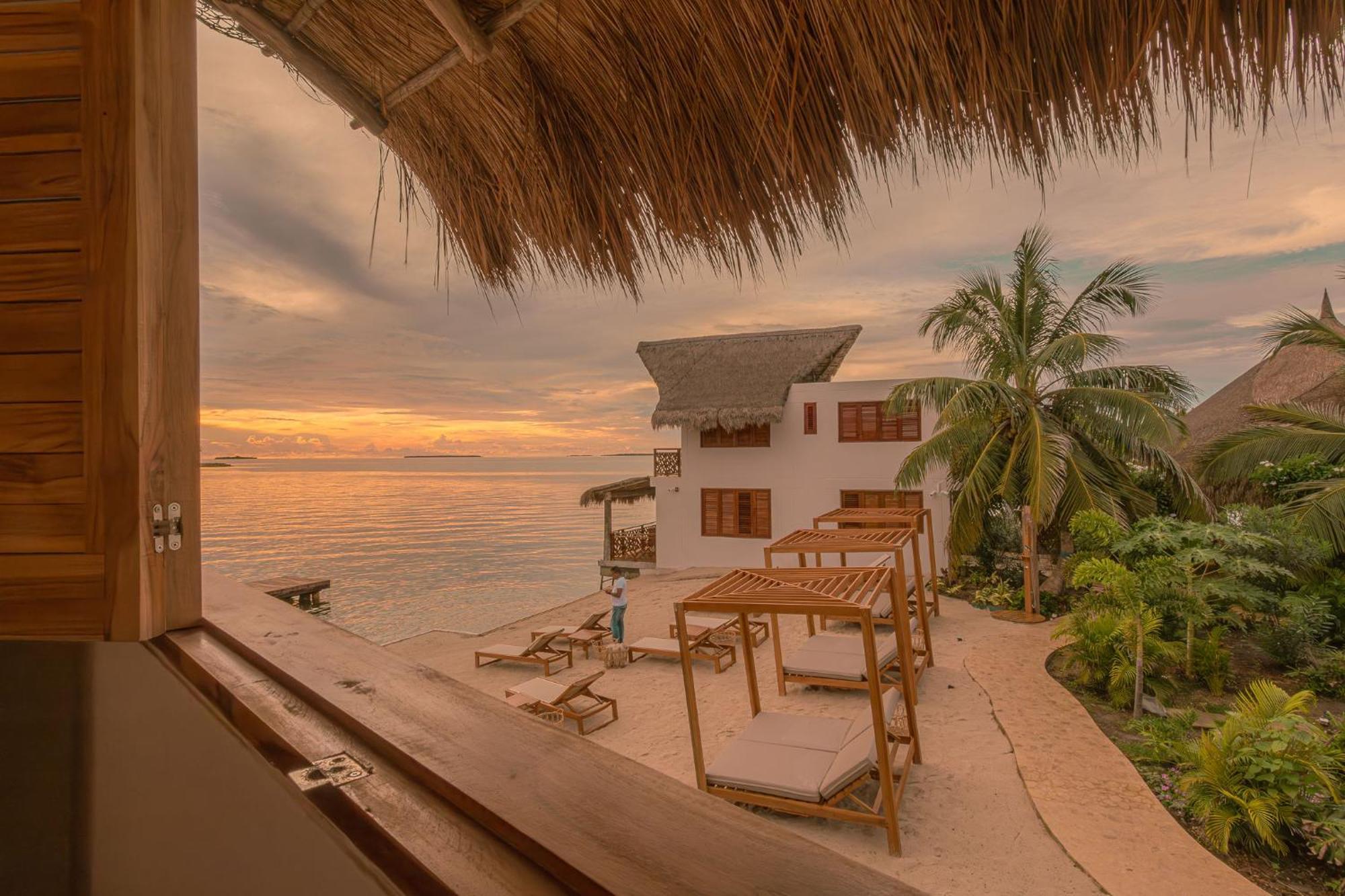 Islawa Soy Local - Isla Privada Hotel Baru Bagian luar foto