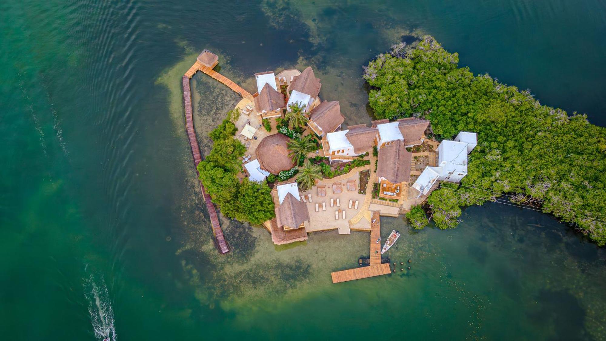 Islawa Soy Local - Isla Privada Hotel Baru Bagian luar foto