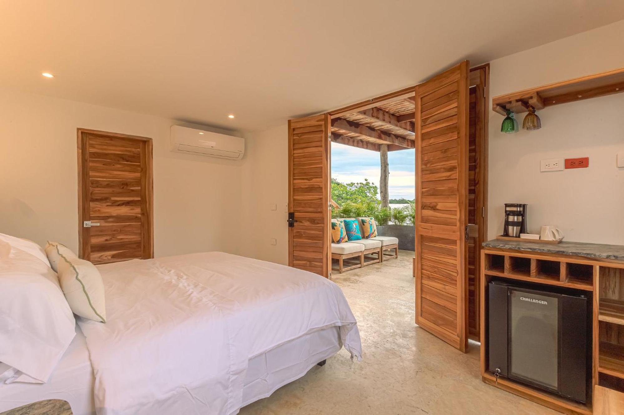 Islawa Soy Local - Isla Privada Hotel Baru Bagian luar foto